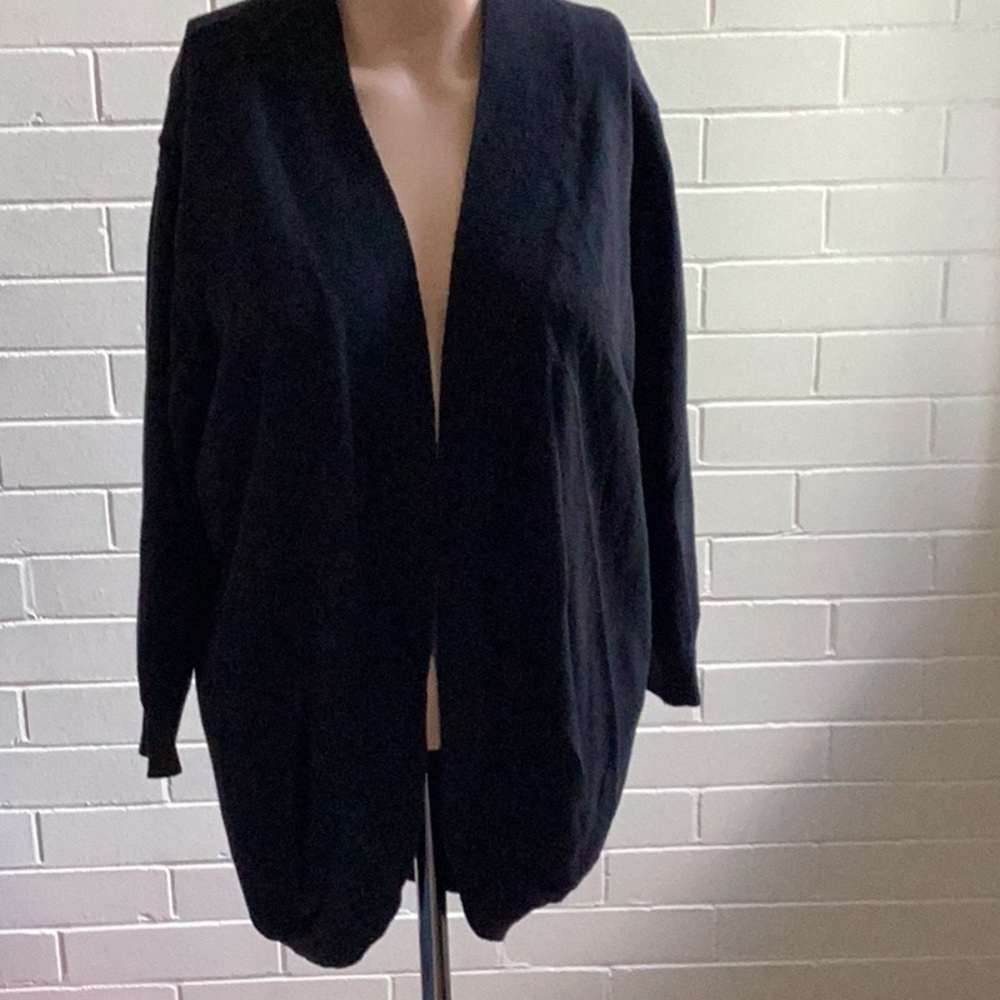 🔮 Cardigan